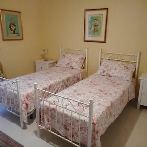 https://adalgisa-house.catania-hotels.net